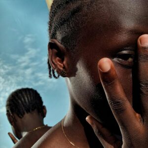 a close up picure of Camaroon child