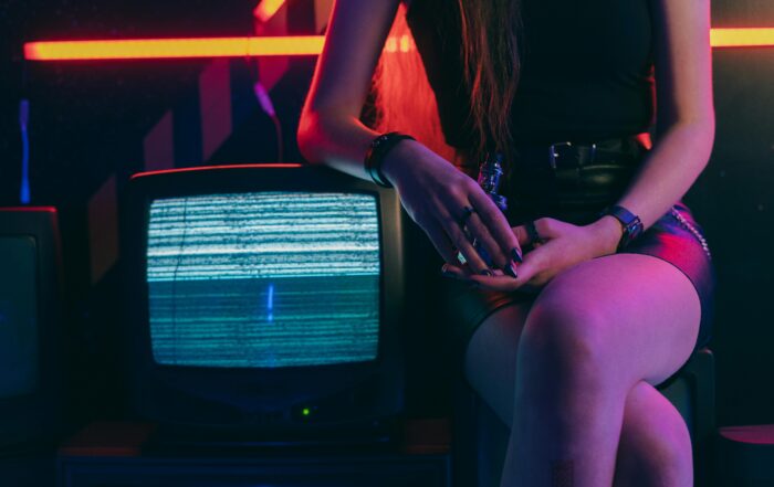 People Who Say They ‘Don’t Watch TV’ Are Lying and Secretly Binging Trash