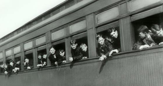 Historical photograph of orphan train children